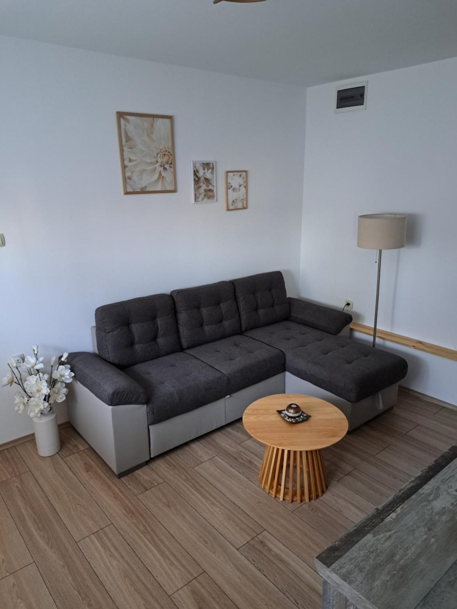 Apartman Teo Дуга Реса Екстериор снимка